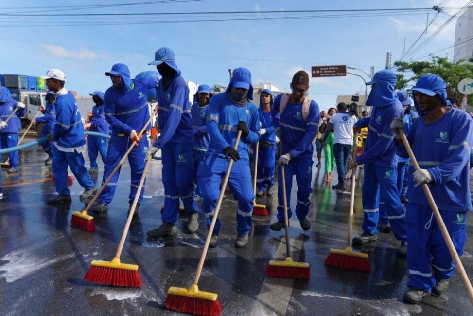 Prefeitura de Petrolina ressalta importância dos agentes de limpeza