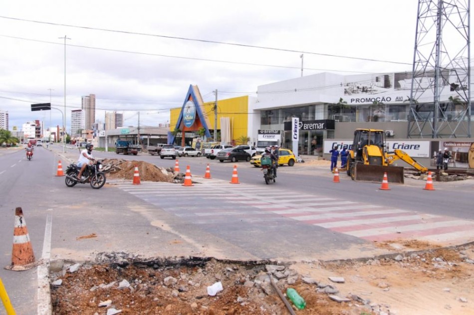 22 prefeitura implanta rotatória 3