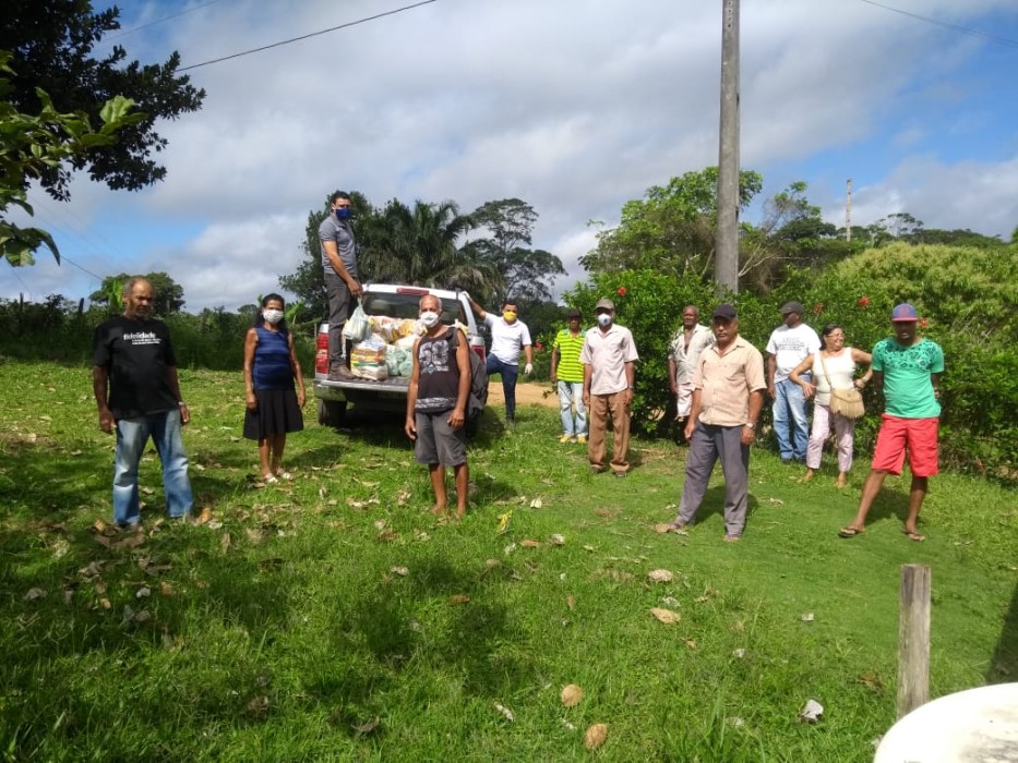 ENTREGA DE ALIMENTOS 02