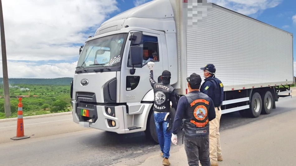 Foto Entrega de alimentos 2