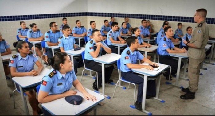 Escolas Militares