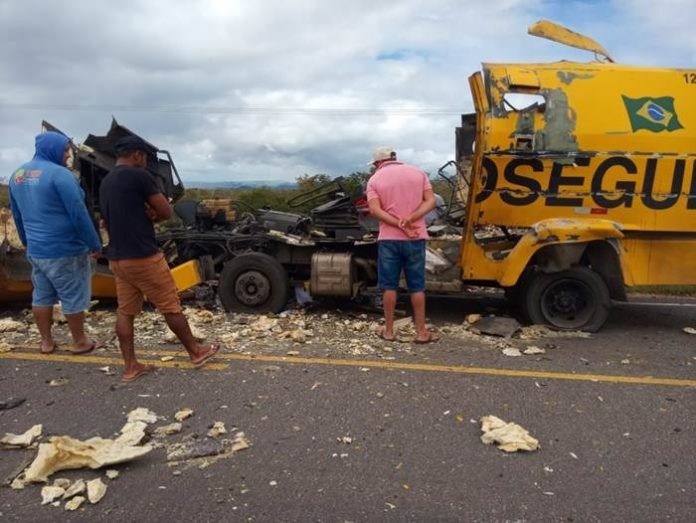 carro forte explodido Gloria norte BA 696x523