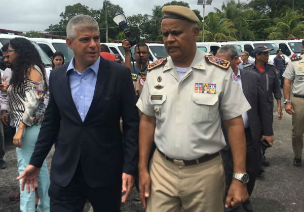 mauricio barbosa e anselmo