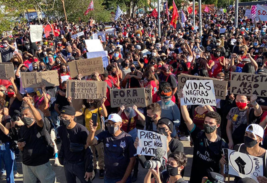 manifestação contra bolsonaro em são paulo marlene bergamos folhapress 900x615