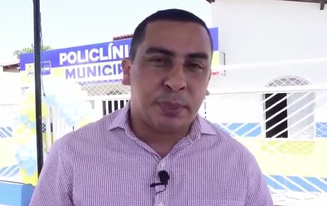 thumbnail Prefeito ORgeto fala na inauguração da Policlinica municipal