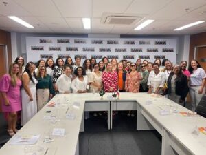 Governadora Interina da Bahia reúne-se com Secretárias do Estado e representantes sociais