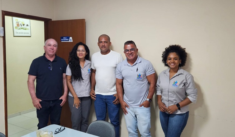 Diretor do SAAE de Sento Sé visita Central das Associações em Jacobina para conhecer modelo de gestão comunitária