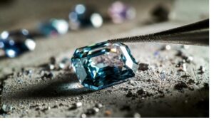 Sindilojas Juazeiro promove curso de lapidação e exposição de gemas  de pedras preciosas