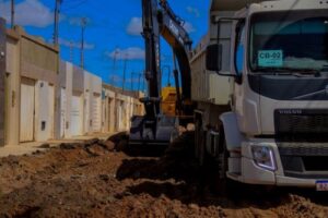 Após paralisação determinada pelo STF, Prefeitura de Juazeiro viabiliza retomada da pavimentação do Monte Castelo