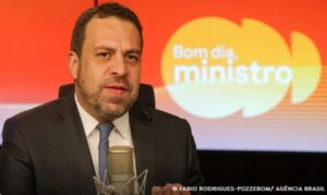 Boulos sobre 6×1: se houver demora, governo envia projeto com urgência