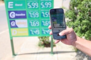 Gasolina e diesel sobem mais de 13% após novo reajuste da Acelen na Bahia