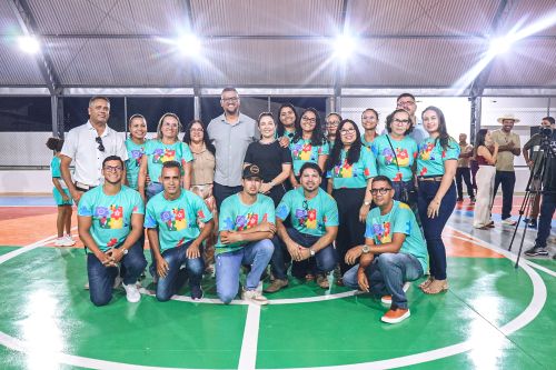 Quixaba vive dia histórico com entrega da Prefeitura de Sento-Sé de nova escola e quadra poliesportiva