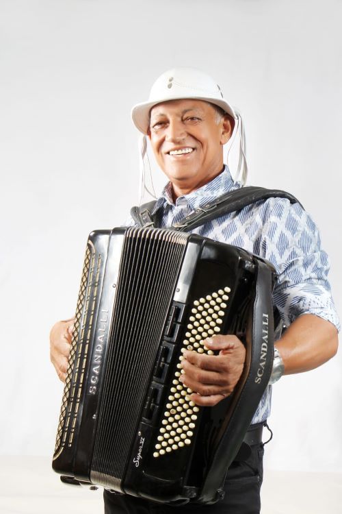 Sérgio do Forró é uma das atrações da  3ª edição do São João do Ismep em prol do Hospital do Câncer do Sertão do Araripe