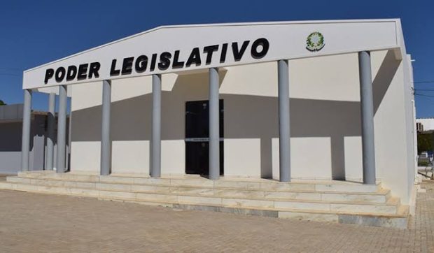 Eleição nula da Mesa Diretora da Câmara Municipal de Sento Sé por questionamento judicial