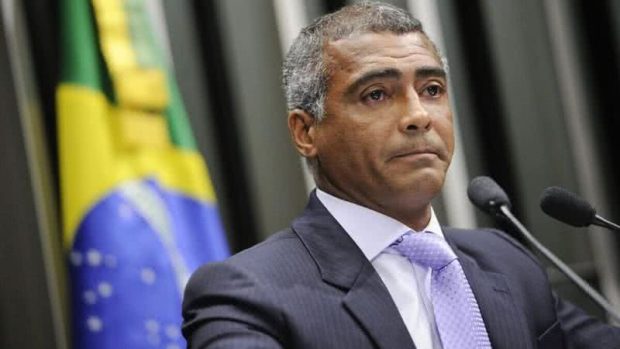 Justiça bloqueia contas de Romário e não encontra nenhum centavo