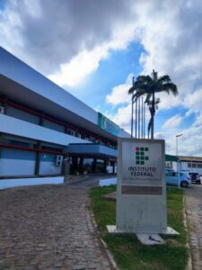Campus Petrolina do IFSertãoPE promove evento gratuito e aberto ao público em celebração ao Dia do Físico