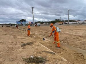 Programa Juazeiro Limpa nos Bairros avança com mutirões de limpeza, fiscalização e serviços em diversas regiões da cidade