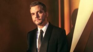Wagner Moura parte para cima e detona família Bolsonaro: “Tragédia”