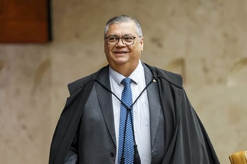 Dino intima Congresso e questiona como parlamentares serão punidos por desvios nas emendas