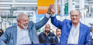PSB oficializou Alckmin como vice e reedita chapa com Lula