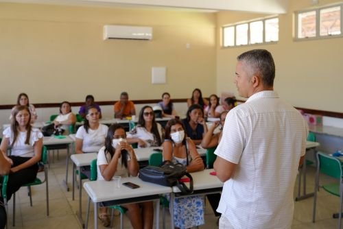 Formação do ProLEEI reúne mais de 70 professores em Casa Nova e promove melhorias na Educação Infantil