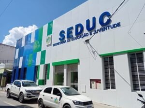 Seduc substitui ônibus usado por professores de Maniçoba após problema no ar-condicionado