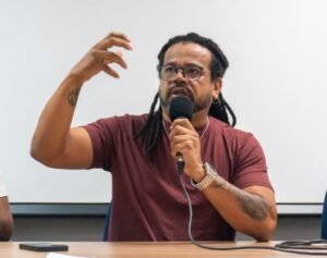 Kleber Rosa propõe redução da carga horária em sala de aula para professores