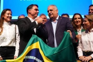 Líderes evangélicos preferiam vice mulher para Flávio Bolsonaro