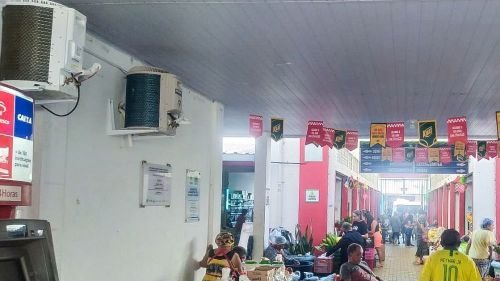 Banheiros do Mercado Joca de Souza Oliveira recebem ar-condicionado