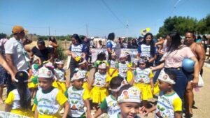 “Salitre: Sertão que Floresce”: Escola Municipal José de Amorim celebra pertencimento, cultura e sustentabilidade em desfile cívico