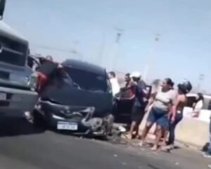 Acidente entre caminhão e carro é registrado na BR-407