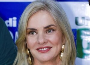 Ivana Bastos ultrapassa maioria absoluta de votos para continuar na Presidência da ALBA em 2027
