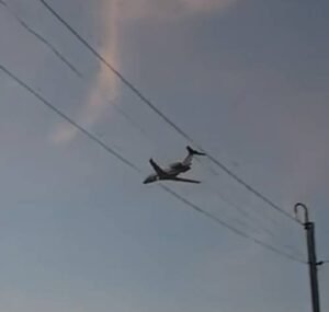 Jatinho voa em círculos por mais de 2h em Petrolina e intriga moradores