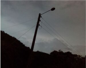 Moradores cobram conclusão da iluminação pública na BA-210, em Juazeiro