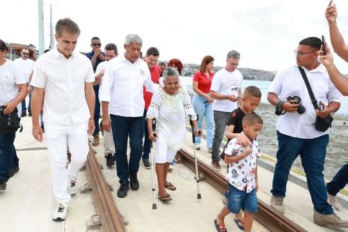 Governo da Bahia leva programação especial de Dia das Crianças para o VLT no Subúrbio