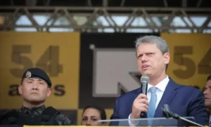 Dois dias após o segundo turno, Tarcísio reconhece vitória de Lula