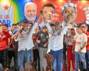 Andrei lidera multidão e mostra força de um projeto que transforma Juazeiro com Jerônimo, Wagner e Rui